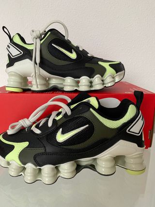 Nike Shox Tl Nova green 35.5 mujer de segunda mano por 100 EUR en Murcia en  WALLAPOP