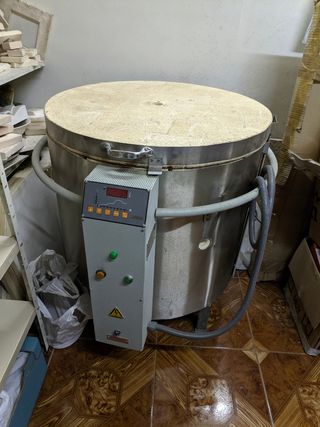 Horno refractario para cerámica y vidrio de segunda mano por 1.100 EUR en  Mieres del Camino en WALLAPOP