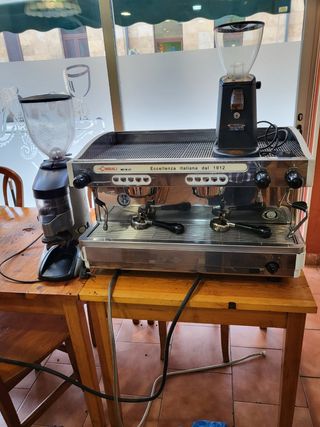Cafetera de segunda mano en La Felguera en WALLAPOP