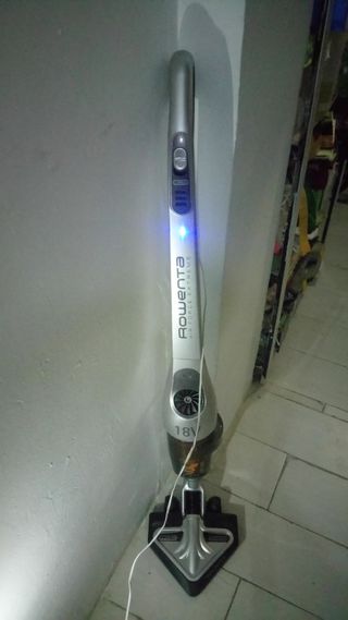 ASPIRADORA ROWENTA de segunda mano por 15 EUR en San Sebastián de Los Reyes  en WALLAPOP