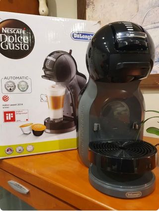 Cafetera Dolce Gusto de segunda mano en Alzira en WALLAPOP
