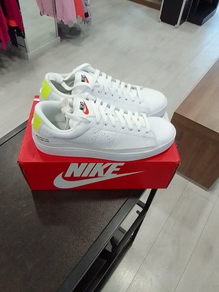 Zapatillas Nike Blazer Low 39 de segunda mano por 60 EUR en Calahorra en  WALLAPOP