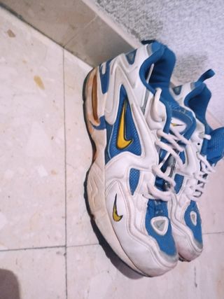 Bambas Nike vintage de segunda mano por 5 EUR en Berga en WALLAPOP