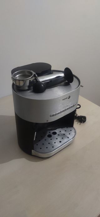 Cafetera express Fagor de segunda mano por 50 EUR en Alcalá de Henares en  WALLAPOP