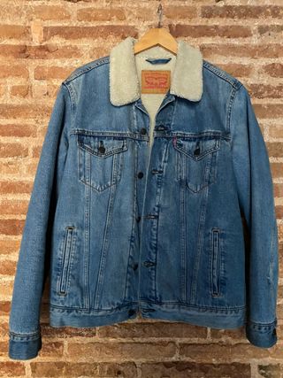 Cazadora de Hombre Levis con Borreguito \