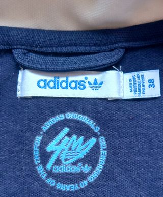 Chaqueta Adidas mujer Vintage de segunda mano por 25 EUR en Molino de La  Hoz en WALLAPOP