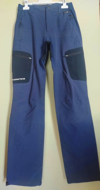 Pantalón montaña Grifone S de segunda mano por 34 EUR en Puigcerda en  WALLAPOP