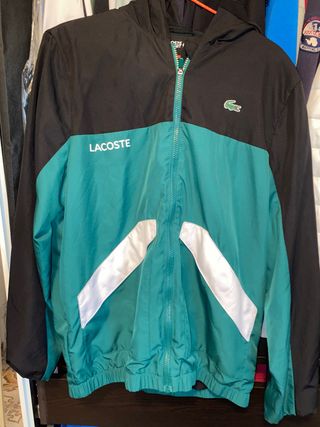 Chandal Lacoste de segunda mano por 40 EUR en Barcelona en WALLAPOP