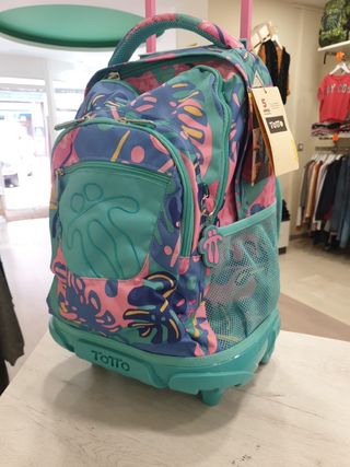 Mochila Totto de segunda mano en Bilbao en WALLAPOP