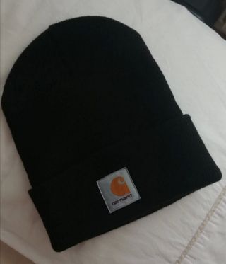 Gorro Carhartt de segunda mano en Madrid en WALLAPOP