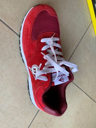 Zapatillas seguridad Dunlop nº 46 de segunda mano por 45 EUR en Parets del  Vallès en WALLAPOP