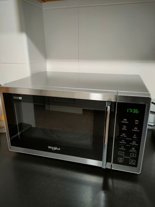 Microondas nuevo. Whirlpool MWP 253 SX de segunda mano por 80 EUR en Murcia  en WALLAPOP