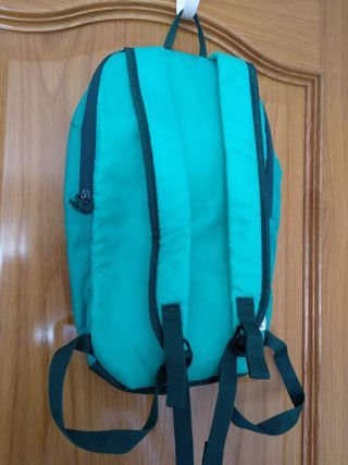 Mochila decathlon de segunda mano por 4 EUR en Sangonera La Verde en  WALLAPOP