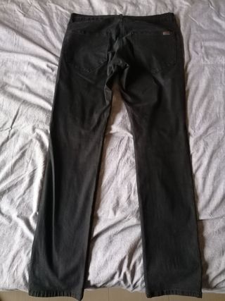 Pantalones Chinos de Zara para mujer | FASHIOLA.es