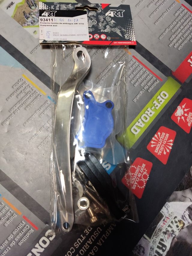 Protector bomba embrague Husqvarna TC 125
