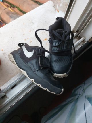 Zapatillas Nike segunda mano en Jerez de la Frontera en WALLAPOP