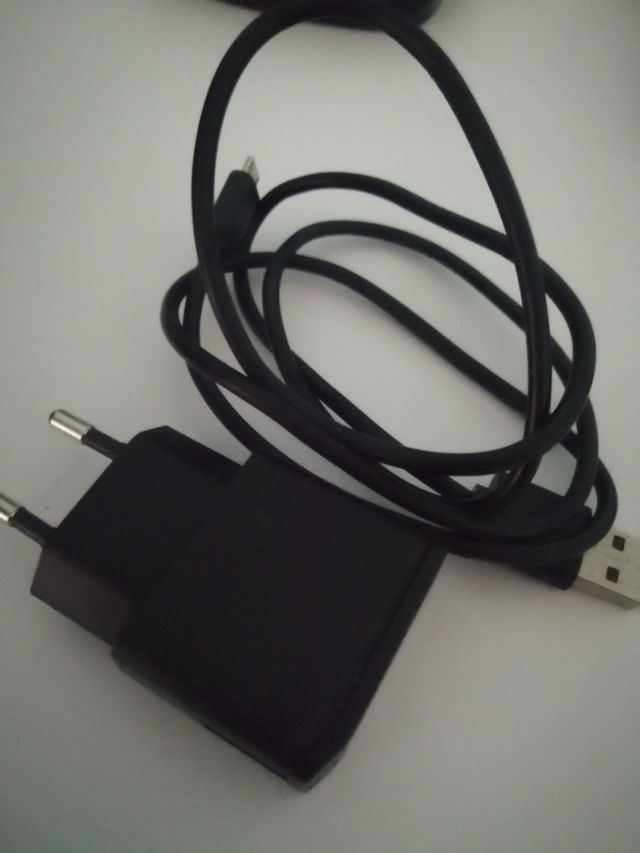 cargador Sony Ericsson