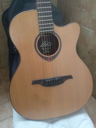 Guitarra acústica Lag t200ace de segunda mano por 450 EUR en Madrid en  WALLAPOP