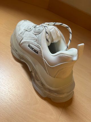 Balenciaga Triple S originales bambas\\/ sneakers de segunda mano por 525  EUR en Barcelona en WALLAPOP