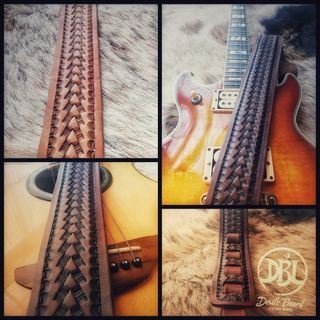 Correa de cuero para guitarra personalizada de segunda mano por 70 EUR en  San Martín de la Vega en WALLAPOP