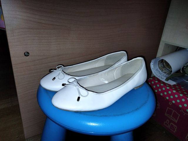 Manoletinas blancas Parfois