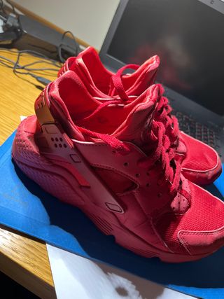 Nike Huarache de segunda mano por 55 EUR en Rincón de la Victoria en  WALLAPOP