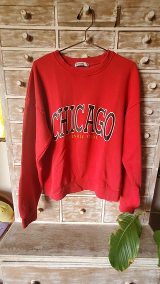 Sudadera algodón 100% nueva de Stradivarius. de segunda mano por 8 EUR en  Lloret de Mar en WALLAPOP