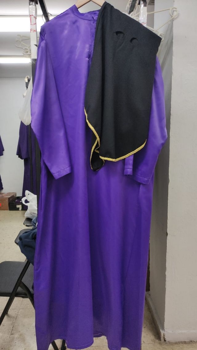 Lote de equipamiento de nazareno.