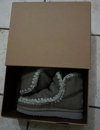 Botas Mou con brillantes de segunda mano por 95 EUR en León en WALLAPOP