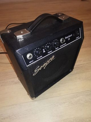Amplificador guitarra de segunda mano por 40 EUR en Serradalt en WALLAPOP