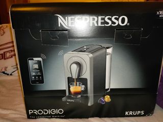 Cafetera Nespresso prodigio Krups A ESTRENAR de segunda mano por 95 EUR en  Alcorcón en WALLAPOP
