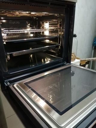 Horno Siemens negro integrable HN678G4S6\\/41 de segunda mano por 800 EUR en  Cabrils en WALLAPOP