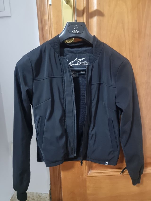 Giacca da moto da donna Alpinestar.