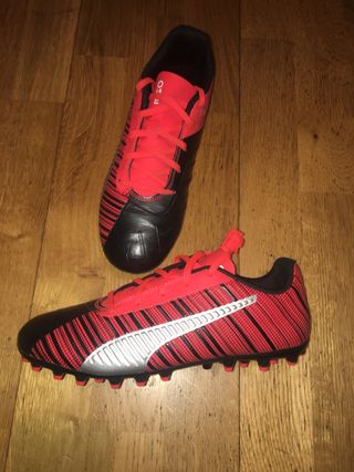 Botas de fútbol con suela multitacos Puma One 5.4 - Chollosocial