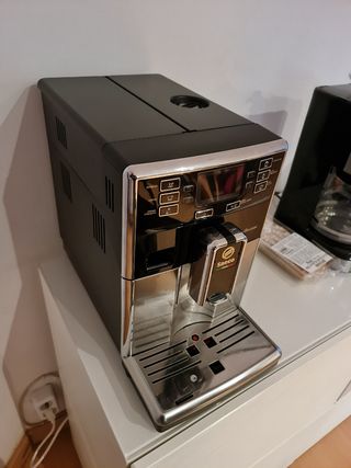 Cafetera superautomatica saeco picobaristo de segunda mano por 350 EUR en  Barcelona en WALLAPOP
