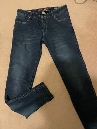 PANTALON VAQUERO OUT MUJER SANSA EVO - 65€