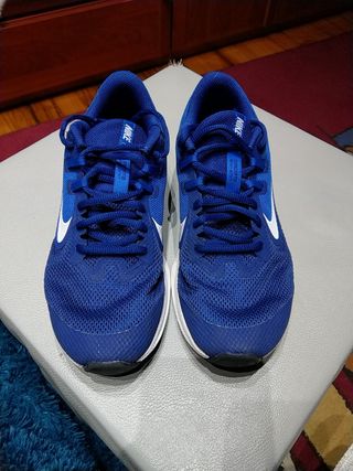 Zapatillas nike numero 39 de segunda mano por 15 EUR en Santurtzi en  WALLAPOP