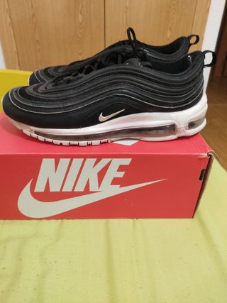 Air Max 97 de segunda mano por 28 EUR en Ciudad Real en WALLAPOP