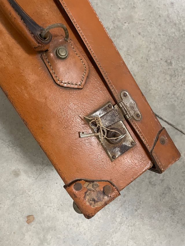 Valigia in cuoio anni '20