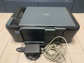 Impresora HP Deskjet F2420 de segunda mano por 15 EUR en Santander en  WALLAPOP