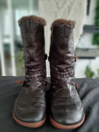 Bota Camper invierno thermal marrón talla 39 de segunda mano por 10 EUR en  Palma de Mallorca en WALLAPOP