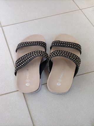 Sandalias inside de segunda mano por 3 EUR en A Coruña en WALLAPOP