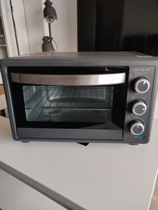 Bake\u0026Toast 570 4Pizza - Cecotec Innovaciones S.L.