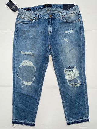 Jeans de mujer de LTB de segunda mano por 17 EUR en Miramar en WALLAPOP