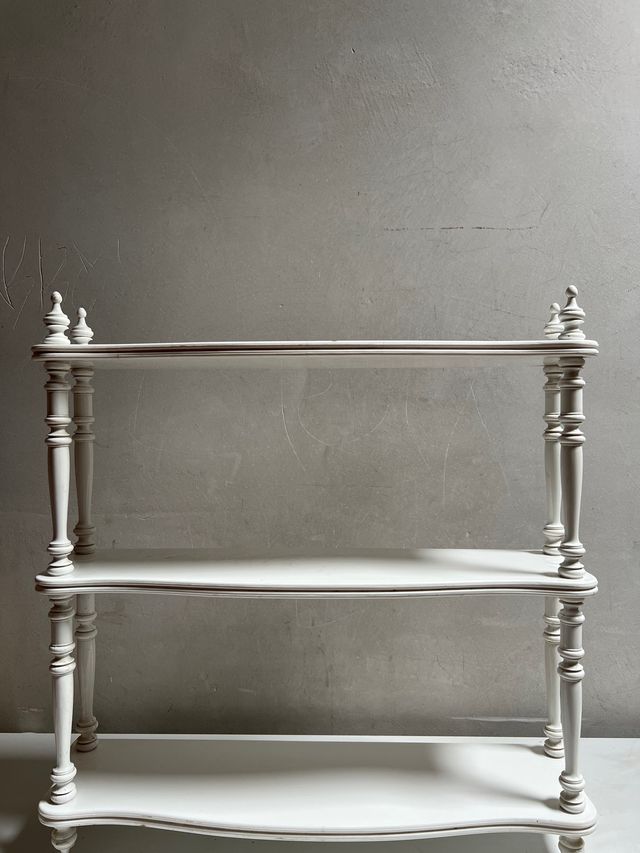 Estantería vintage de plástico 