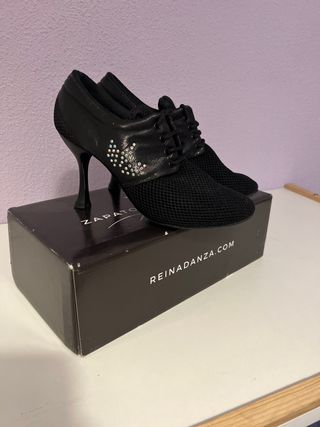 Zapatos baile MANUEL REINA TALLA 37 de segunda mano por 50 EUR en Mercado  Parque Corredor del Henares en WALLAPOP