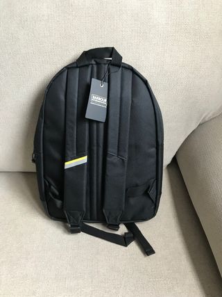 Mochila barbour de segunda mano por 45 EUR en Rivas-Vaciamadrid en WALLAPOP