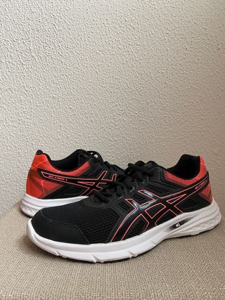 Asics Gel-Excite 5 de segunda mano por 35 EUR en Las Palmas de Gran Canaria  en WALLAPOP
