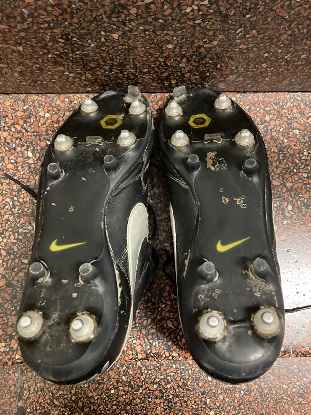 Botines Nike tiempo 44.5