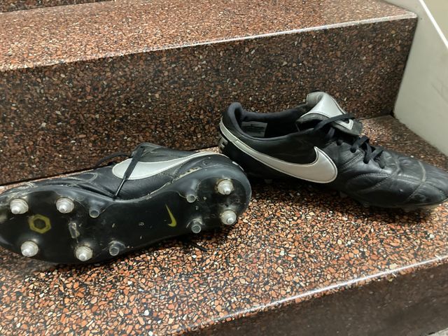 Botines Nike tiempo 44.5